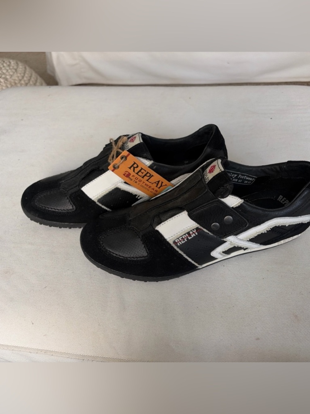 Men’s Replay Sneakers Distressed Snap Closure NWT Size 12